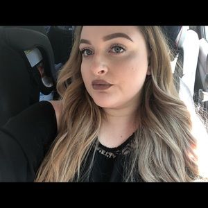 Meet your Posher, Eliana